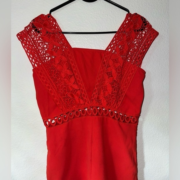 NWT-Willow and Clay- poppy color- Crochet Strap Romper- size small - Picture 2 of 8